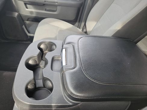 Used 2024 RAM 1500 Classic SLT image 20