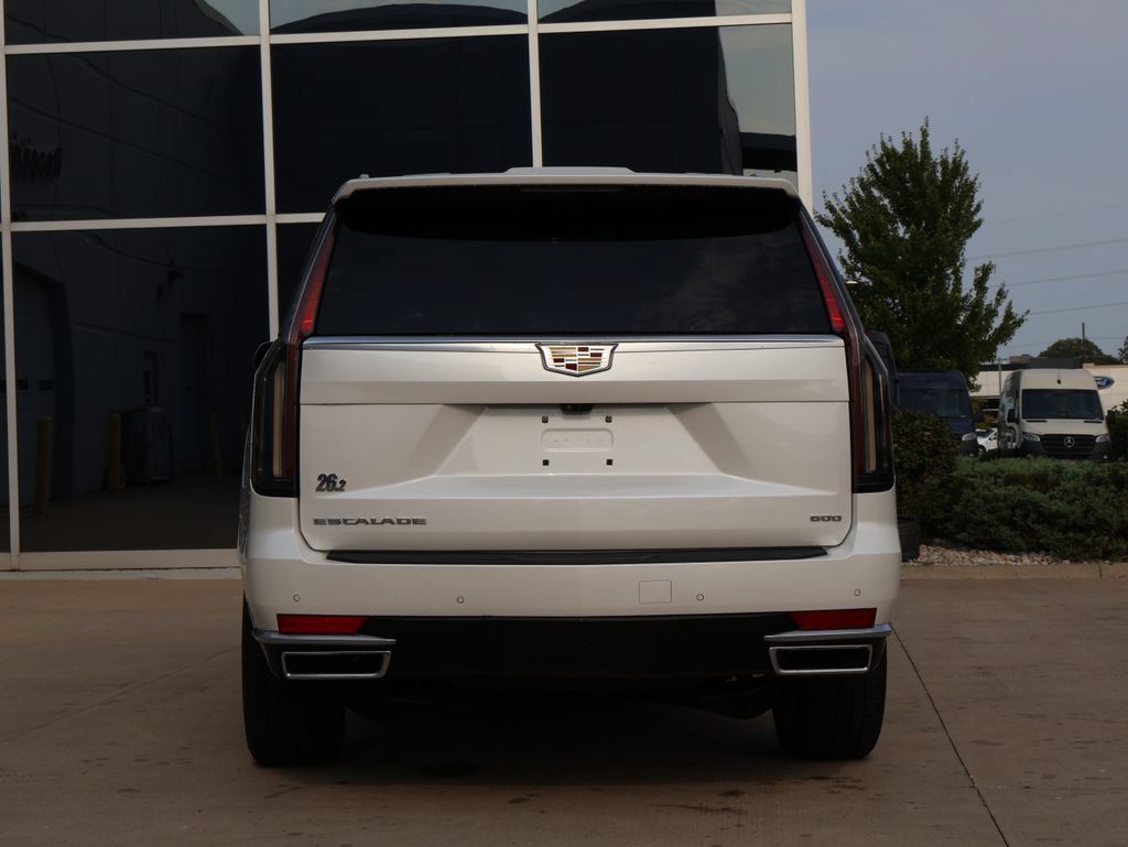 Used 2021 Cadillac Escalade Premium Luxury Platinum w/ Heavy-Duty Trailer Package AWD/4WD image 6