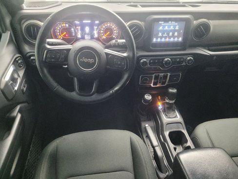 Used 2018 Jeep Wrangler Unlimited Sport S AWD/4WD image 22