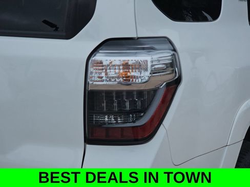 Used 2023 Toyota 4Runner TRD Off-Road AWD/4WD image 38