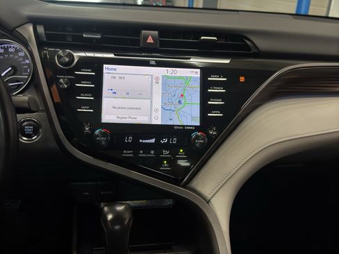 Used 2020 Toyota Camry XLE w/ Driver Assist Package FWD image 26