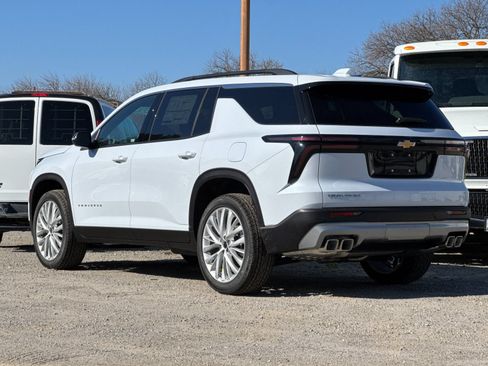 New 2026 Chevrolet Traverse LT FWD image 5