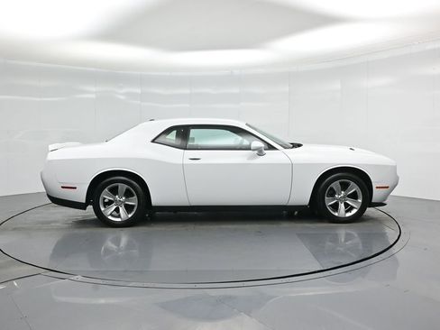 Used 2020 Dodge Challenger SXT image 20