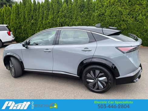 Used 2023 Nissan Ariya FWD image 8