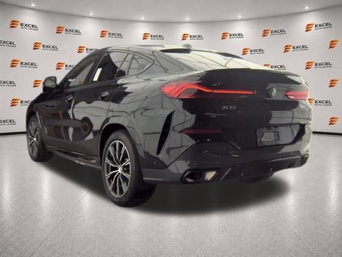 Used 2024 BMW X6 xDrive40i w/ Premium Package AWD/4WD image 3
