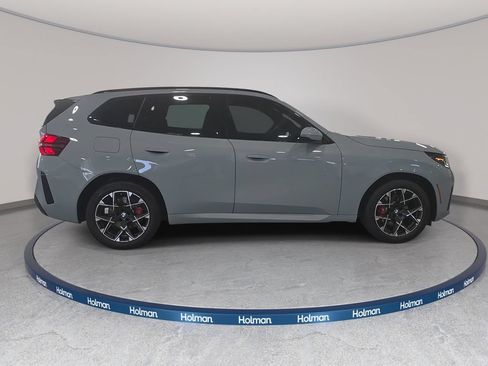 Used 2025 BMW X3 xDrive30i w/ M Sport Package AWD/4WD image 5