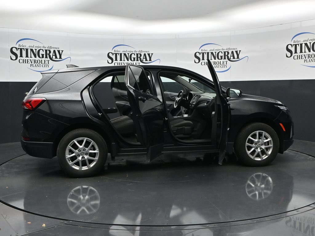 Used 2024 Chevrolet Equinox LT AWD/4WD image 36