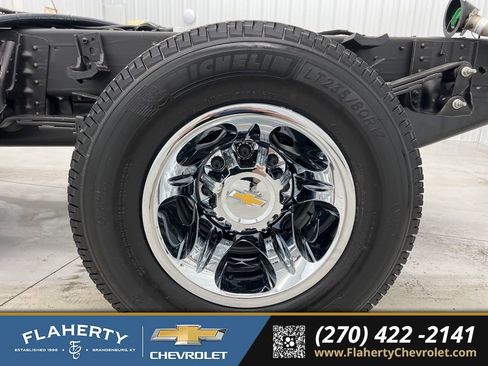 New 2026 Chevrolet Silverado 3500 LT image 20