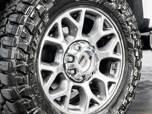 Used 2021 Ford F250 Lariat w/ Lariat Value Package image 12