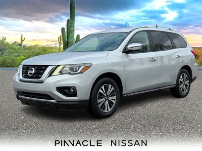 Used 2017 Nissan Pathfinder SV