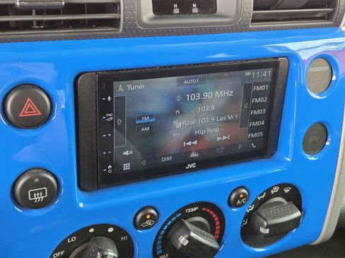 Used 2008 Toyota FJ Cruiser 2WD image 19