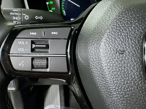 Used 2025 Honda Civic Sport image 16