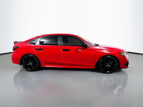 Used 2022 Honda Civic Sport image 3