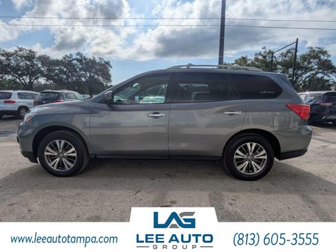 Used 2019 Nissan Pathfinder S AWD/4WD image 6