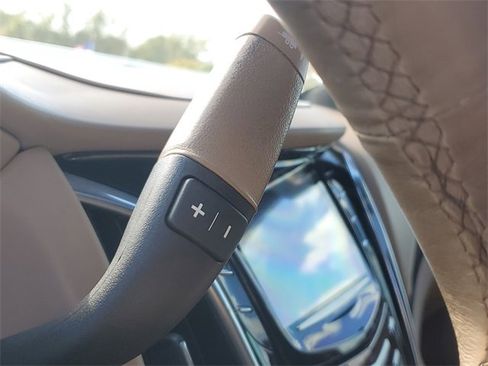 Used 2019 Cadillac Escalade ESV Platinum image 30