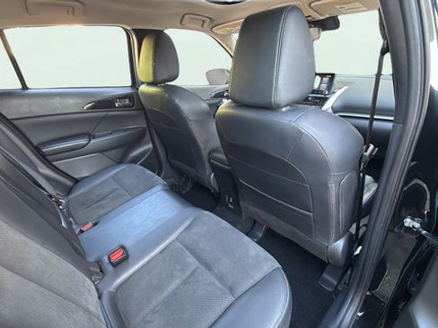 Used 2023 Mitsubishi Eclipse Cross AWD image 27