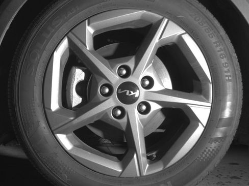 Used 2025 Kia K4 LXS image 12