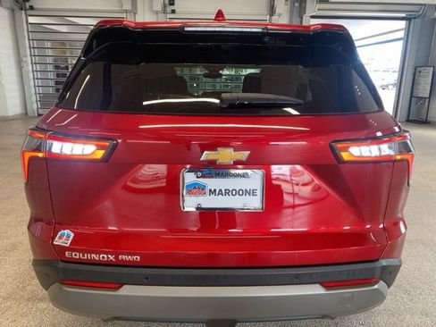 Used 2025 Chevrolet Equinox LT AWD/4WD image 6