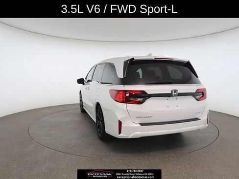 Used 2025 Honda Odyssey Sport-L image 13