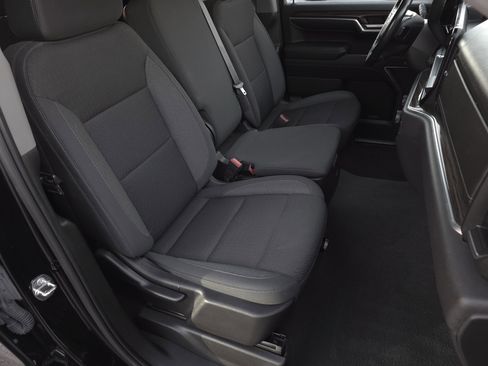 Used 2022 Chevrolet Silverado 1500 LT image 37