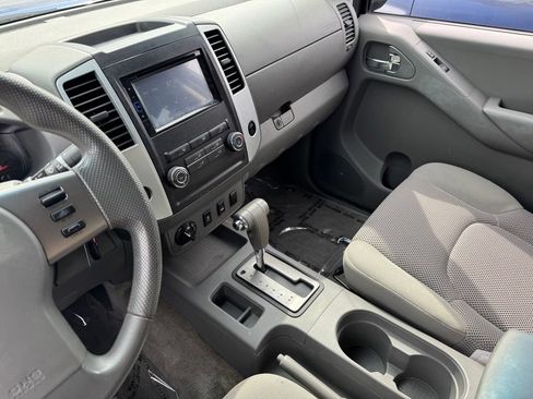 Used 2012 Nissan Frontier SV AWD/4WD image 15