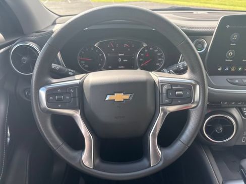 Used 2024 Chevrolet Blazer LT w/ Convenience Package AWD/4WD image 17