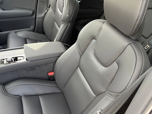 New 2026 Volvo XC90 B6 Ultra w/ Protection Package Premier image 21