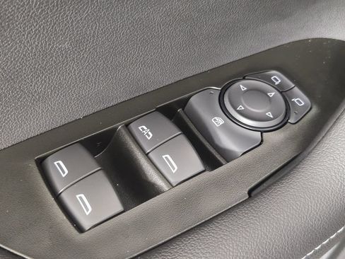 New 2026 Chevrolet Blazer LT w/ Midnight/Sport Edition FWD image 24