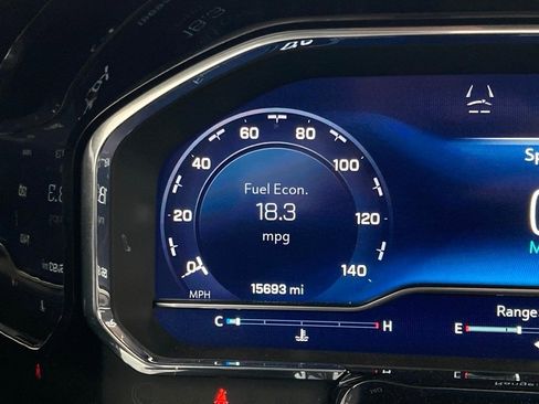 Used 2025 Chevrolet Silverado 1500 LT Trail Boss w/ Convenience Package II image 17