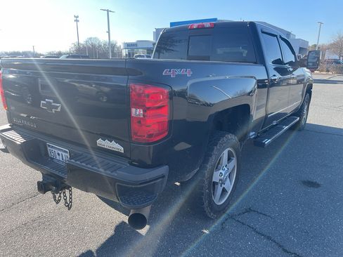 Used 2016 Chevrolet Silverado 2500 High Country w/ Duramax Plus Package image 5