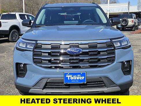 New 2026 Ford Explorer Active w/ Active Comfort Package image 3