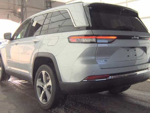 Used 2022 Jeep Grand Cherokee Limited 4xe w/ Rear Seat Video Group 1 image 6