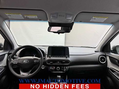 Used 2023 Hyundai Kona SEL image 11