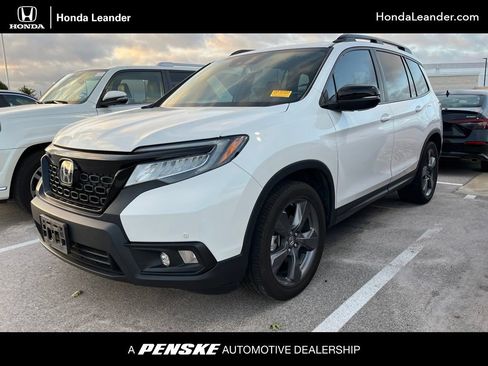 Used 2021 Honda Passport Touring image 1
