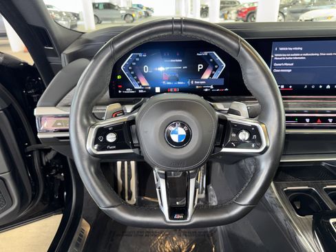 Used 2024 BMW 760i xDrive w/ Executive Package image 22