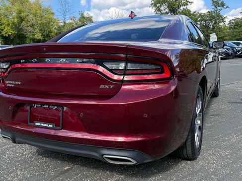 Used 2017 Dodge Charger SXT w/ AWD Plus Group image 6