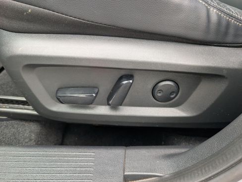 Used 2021 Nissan Rogue SL FWD image 16
