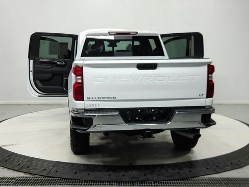 Used 2024 Chevrolet Silverado 3500 LT w/ Convenience Package AWD/4WD image 15