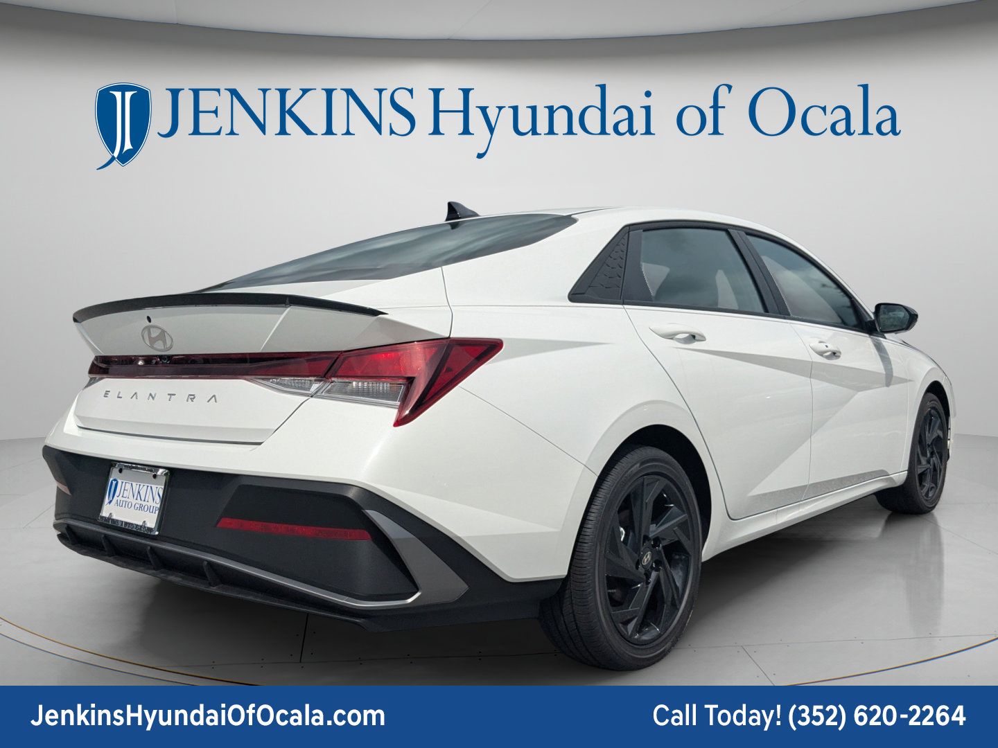 New 2026 Hyundai Elantra SEL Sport FWD image 3