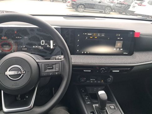 New 2026 Nissan Kicks SV image 13