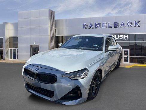 Used 2024 BMW 230i Coupe w/ Premium Package RWD image 2