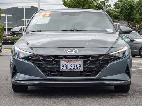 Certified 2023 Hyundai Elantra Limited FWD image 2