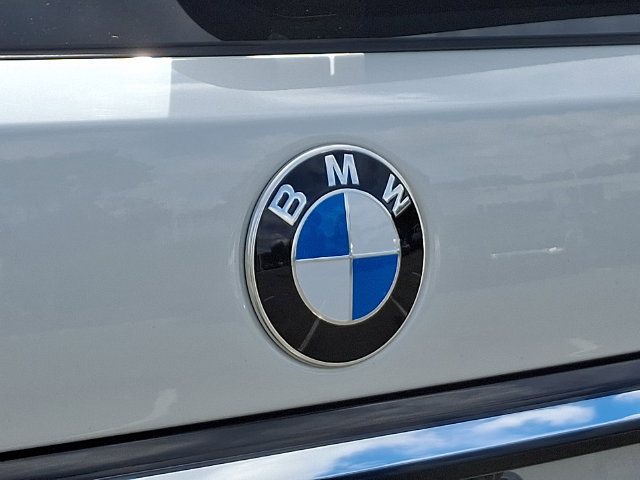 Used 2026 BMW X7 xDrive40i w/ M Sport Package AWD/4WD image 33