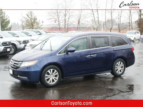 Used 2016 Honda Odyssey SE image 1