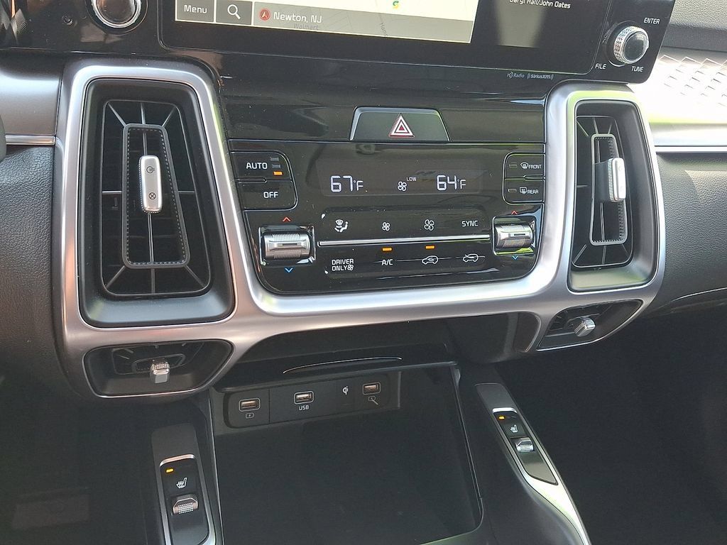 Certified 2023 Kia Sorento EX AWD/4WD image 18