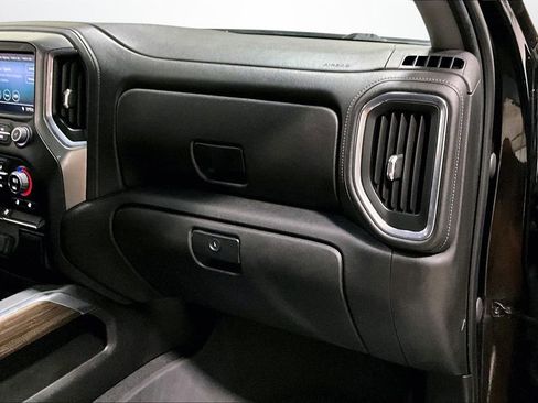 Used 2021 Chevrolet Silverado 1500 LT Trail Boss image 27