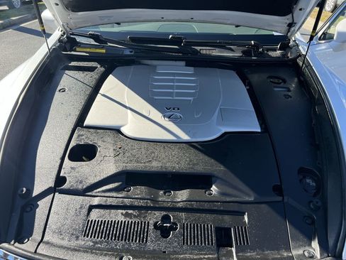 Used 2016 Lexus LS 460 L image 35