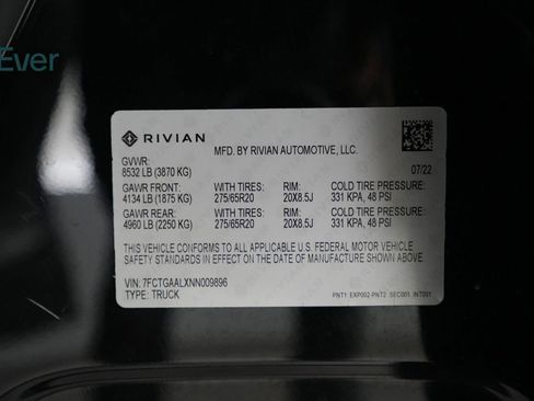 Used 2022 Rivian R1T Launch Edition image 28