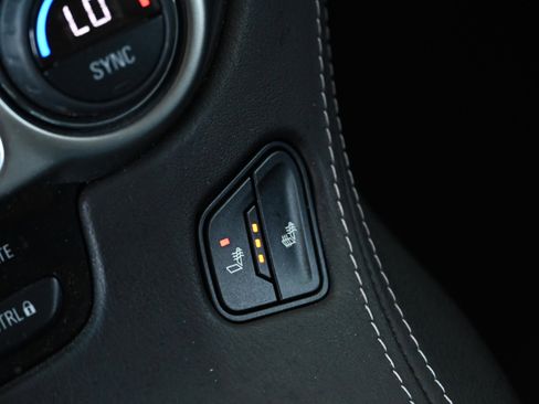 Used 2020 Chevrolet Tahoe LT image 32