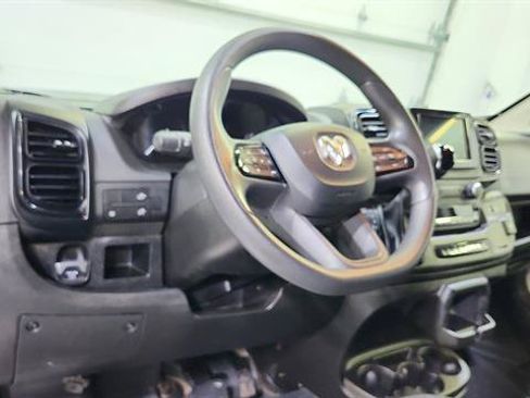 Used 2014 Nissan Frontier SV RWD image 39